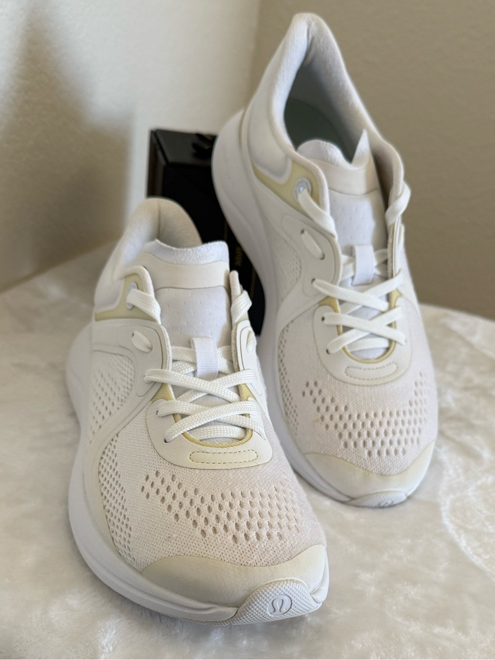 Lululemon Chargefeel Workout Low White Sneakers Size 7